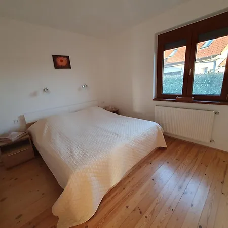 Arvalanyhaj Vendeghaz 펜션 벌러토너컬리