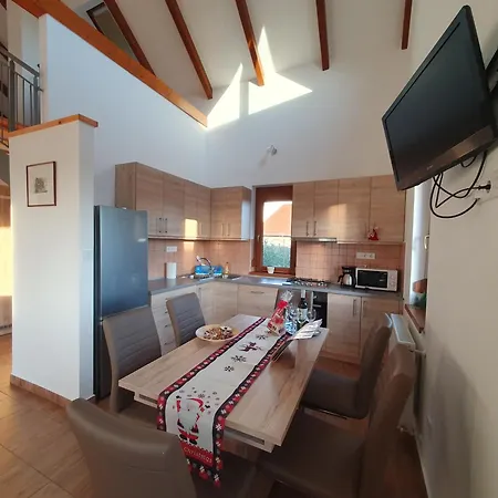 Arvalanyhaj Vendeghaz *