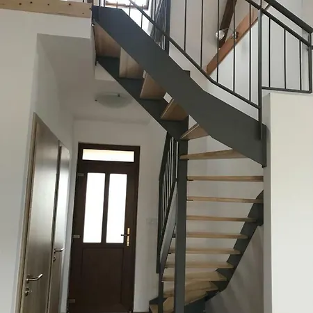 펜션 Arvalanyhaj Vendeghaz 벌러토너컬리